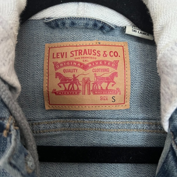 Levi Jacket - Picture 2 of 2